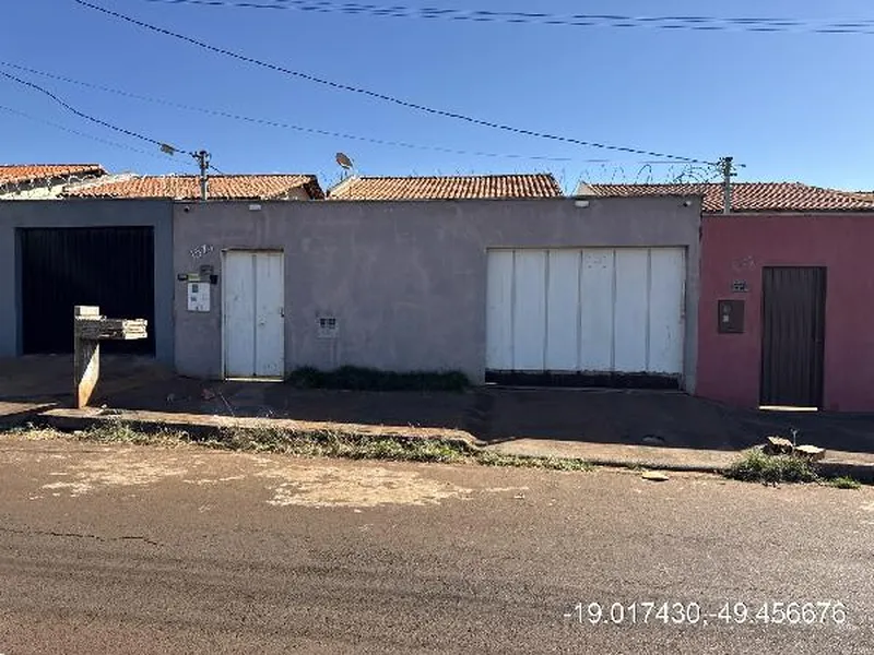 Casa em Leilão Extrajudicial