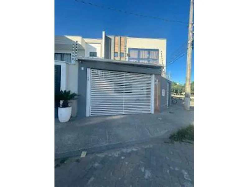 Casa em Leilão Extrajudicial
