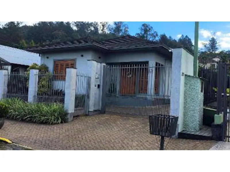 Casa em Leilão Extrajudicial