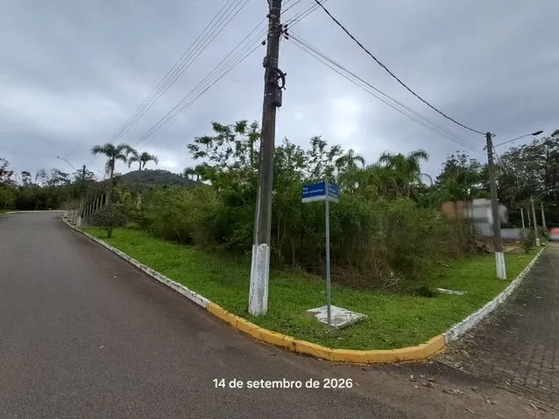 Terreno em Leilão Judicial