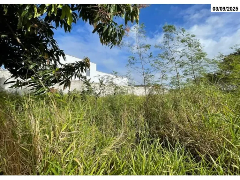 Terreno em leilão