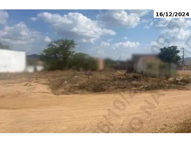 Terreno em leilão