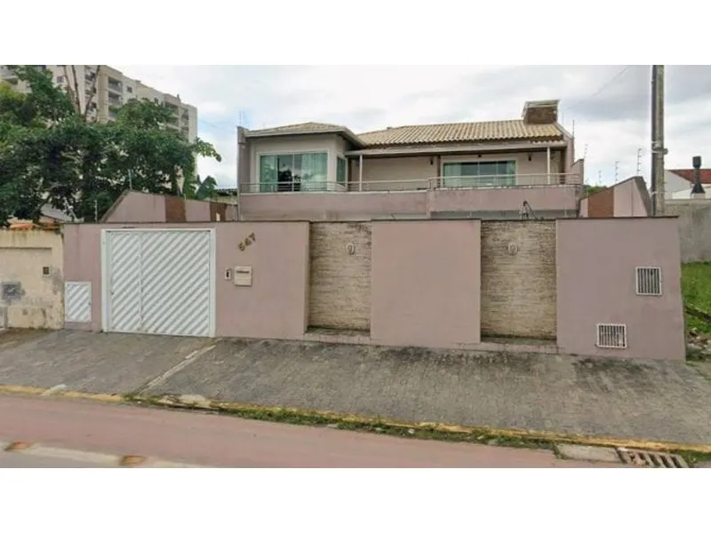 Casa em Leilão Extrajudicial