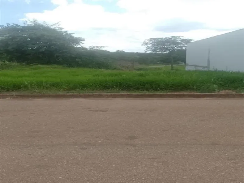 Terreno em leilão