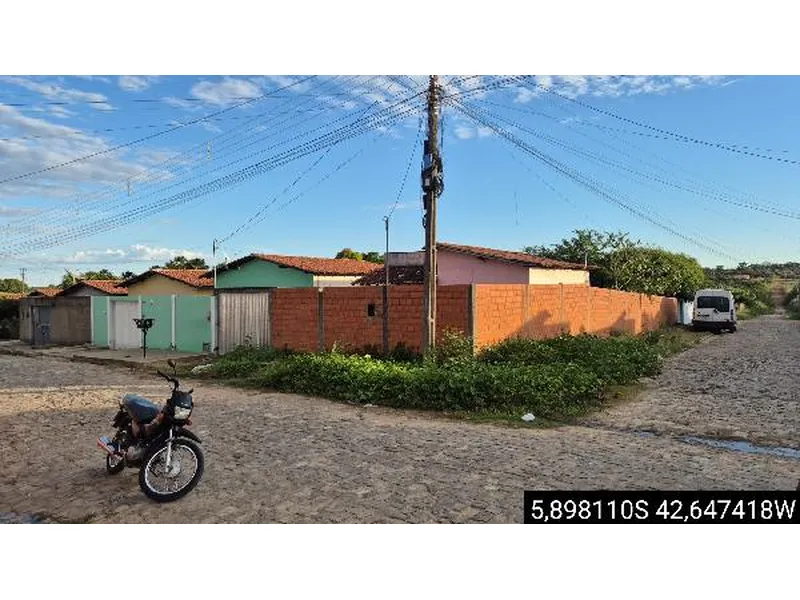 Casa em Leilão Extrajudicial