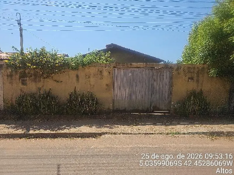 Casa em Leilão Extrajudicial