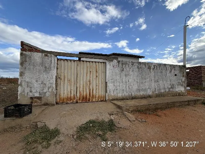 Casa em Leilão Extrajudicial