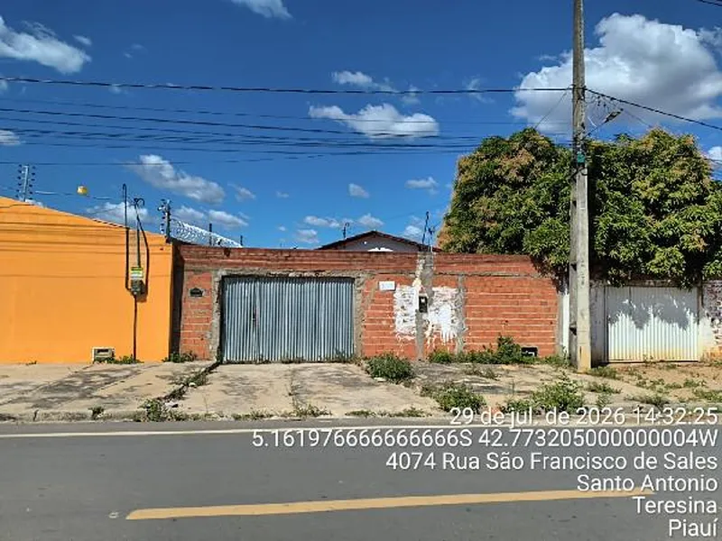 Casa em Leilão Extrajudicial