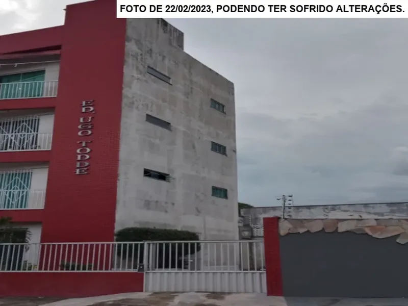 Outros em leilão