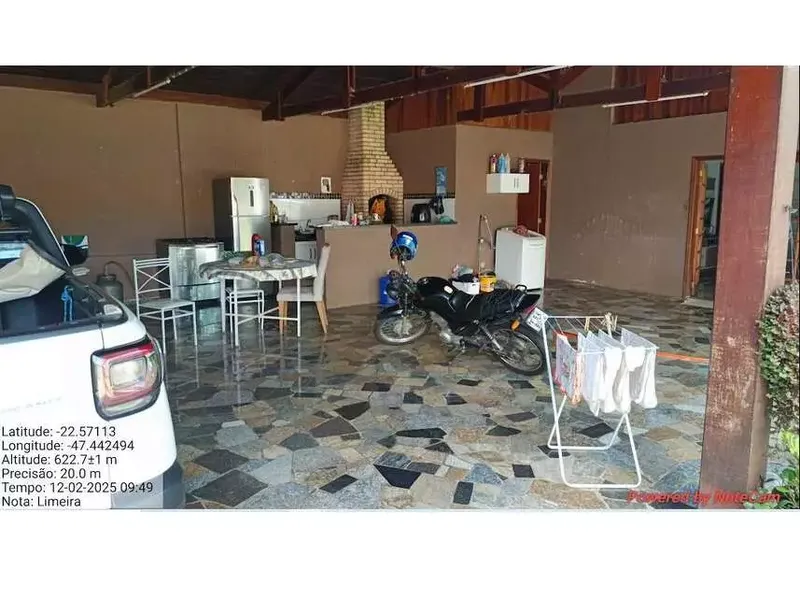 Outros em leilão