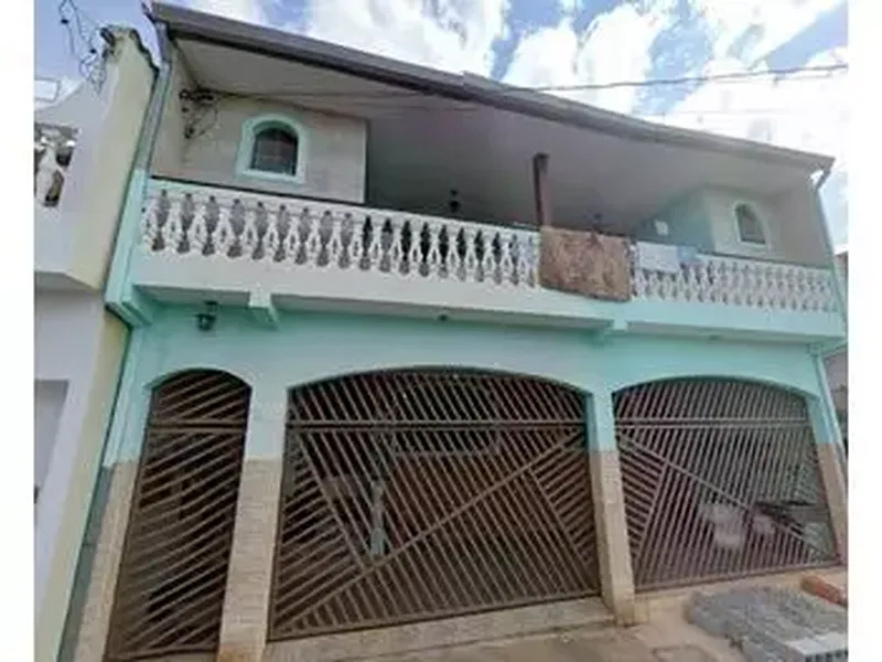 Casa em Leilão Extrajudicial