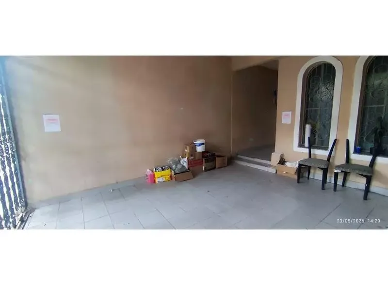 Prédio em leilão