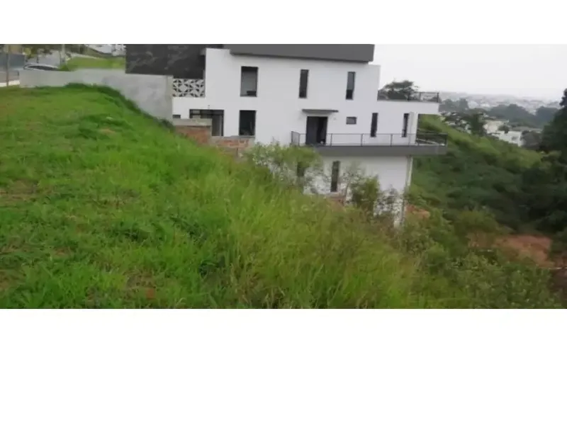Terreno em Leilão Judicial