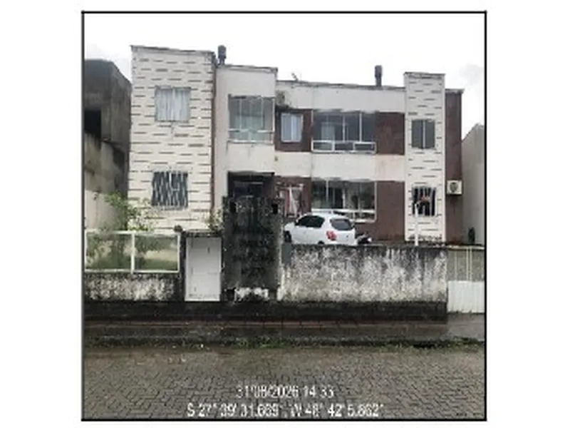 Apartamento em Leilão Extrajudicial