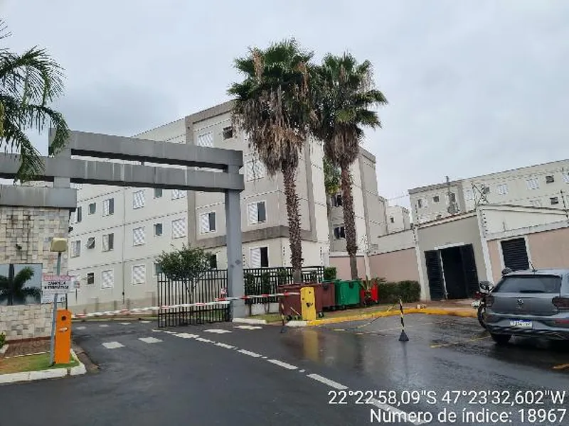 Apartamento em Leilão Extrajudicial
