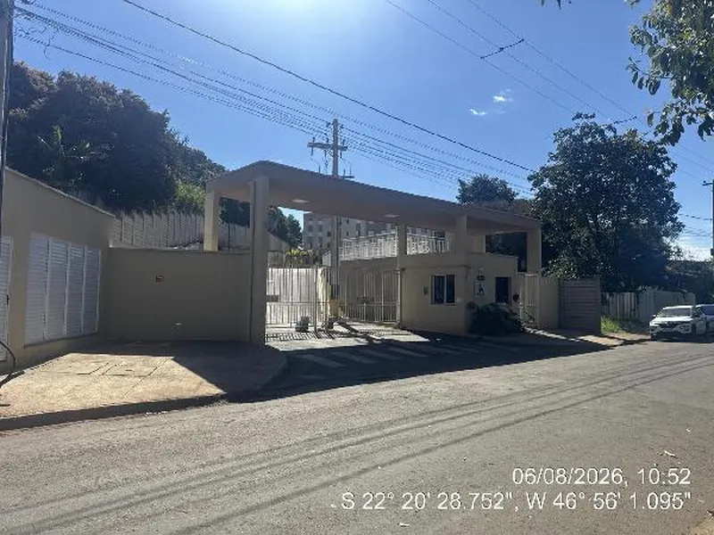 Apartamento em Leilão Extrajudicial