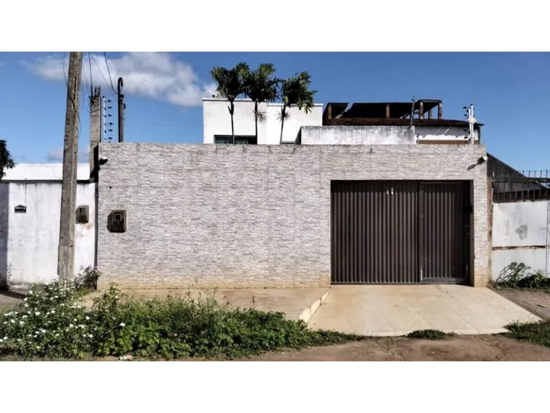 Casa em Leilão Extrajudicial