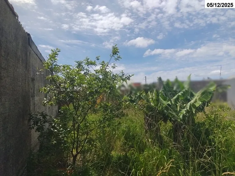 Terreno em leilão