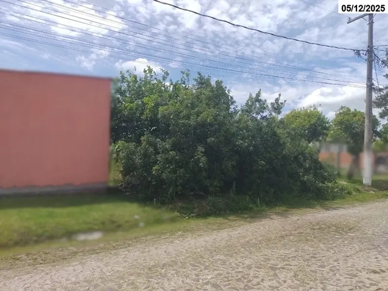 Terreno em leilão