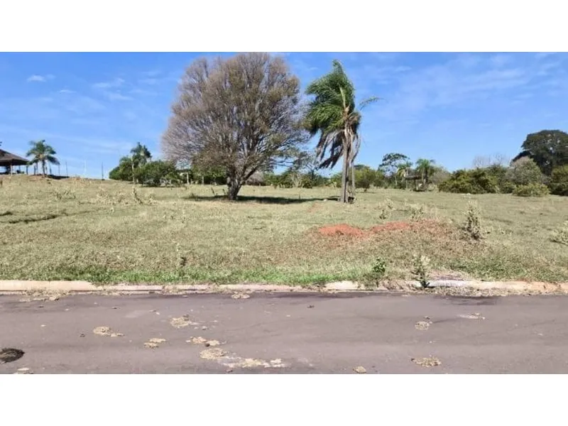 Terreno em leilão