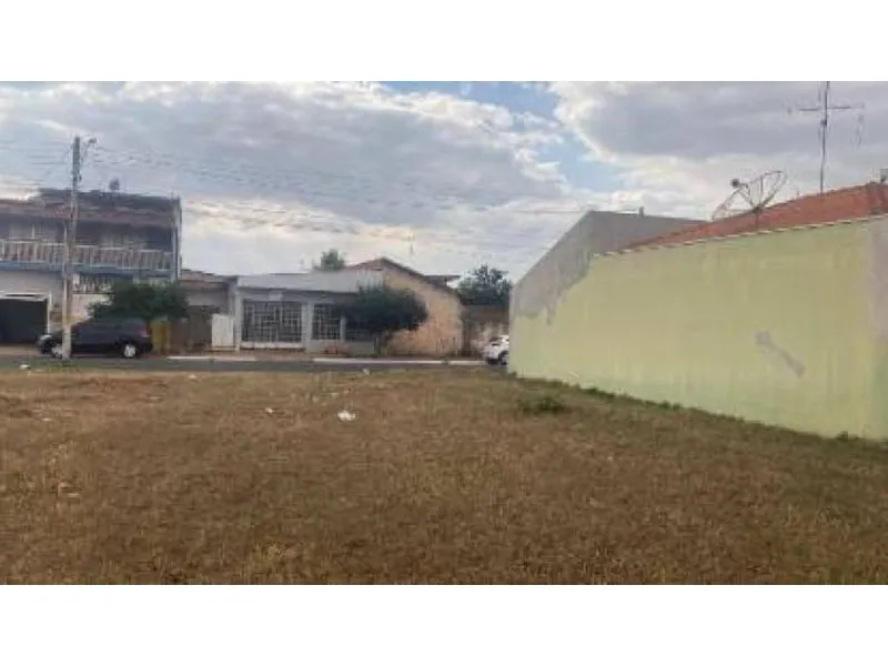 Terreno em leilão